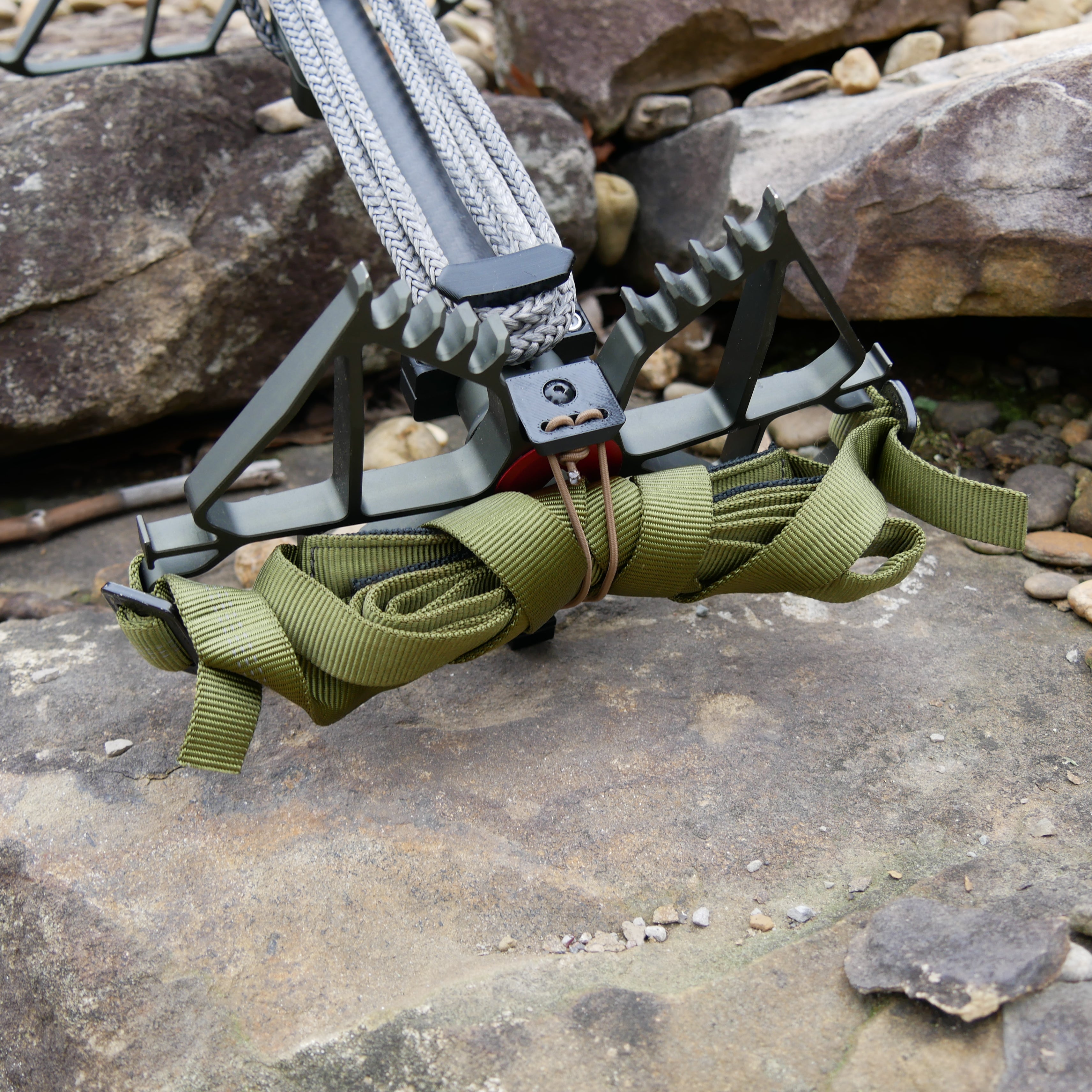 Solo Stick - Aider Containment System