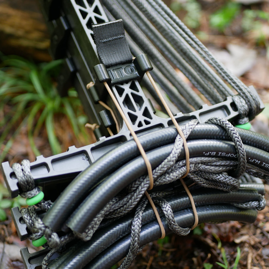 Latitude Carbon SS Aider Containment