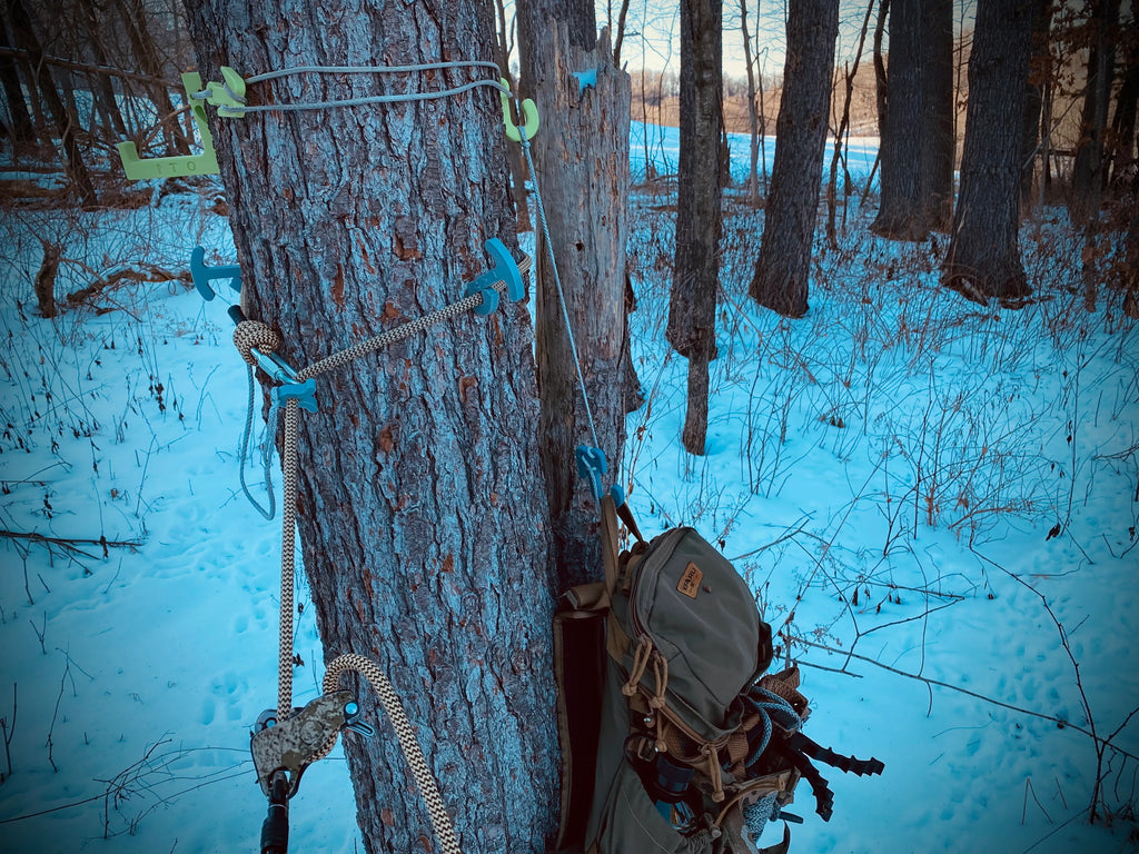 APH (Adjustable Pack Hanger)