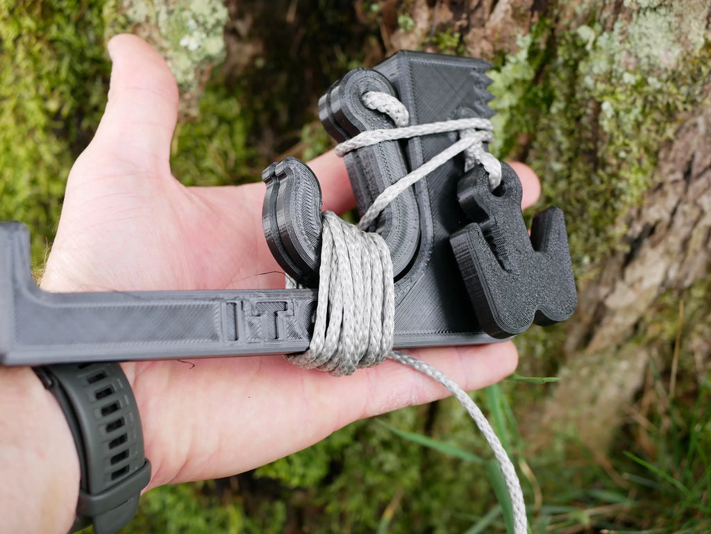 The Dewclaw Bow Hanger