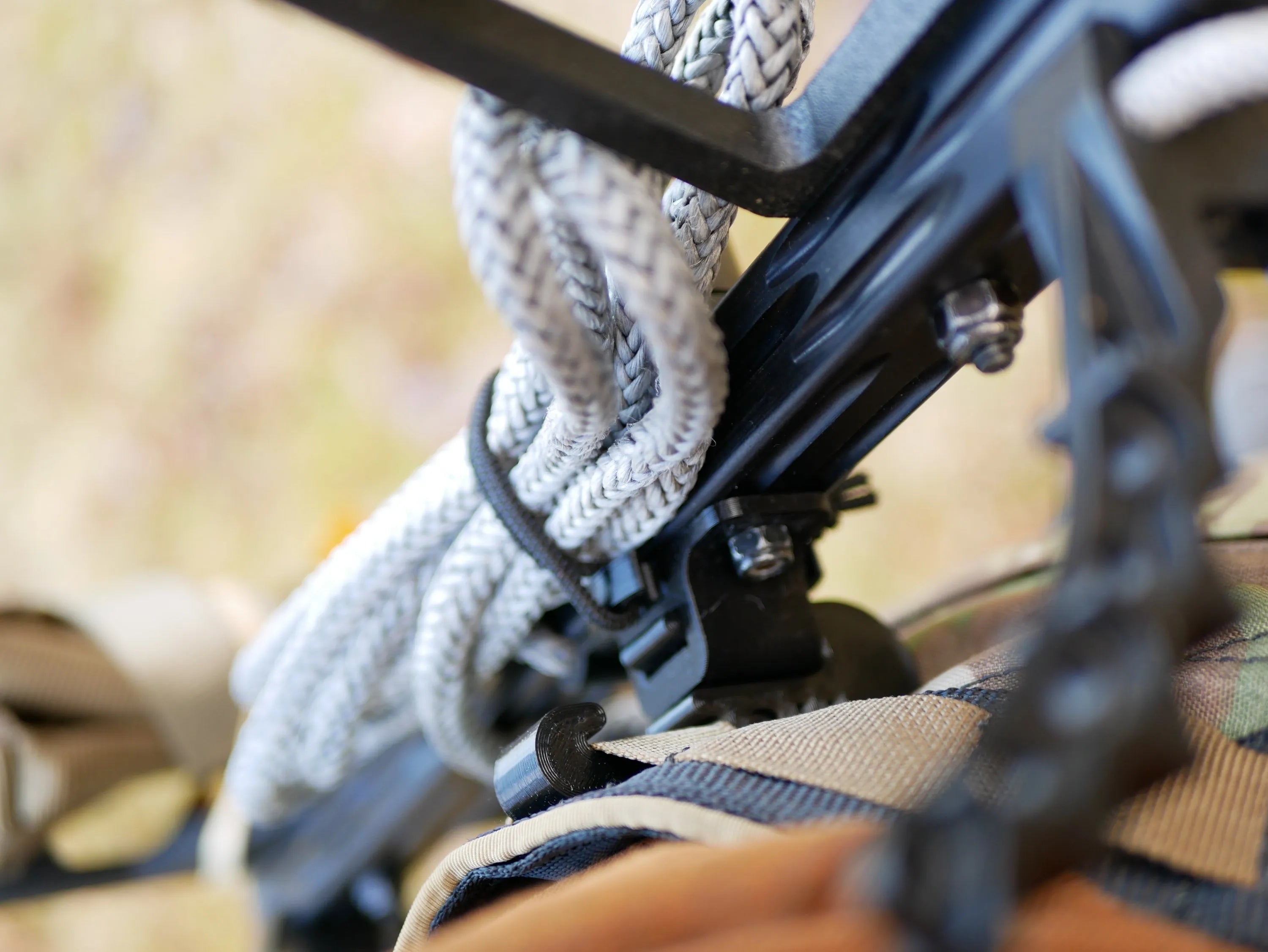 One Stick Clip & Hitch