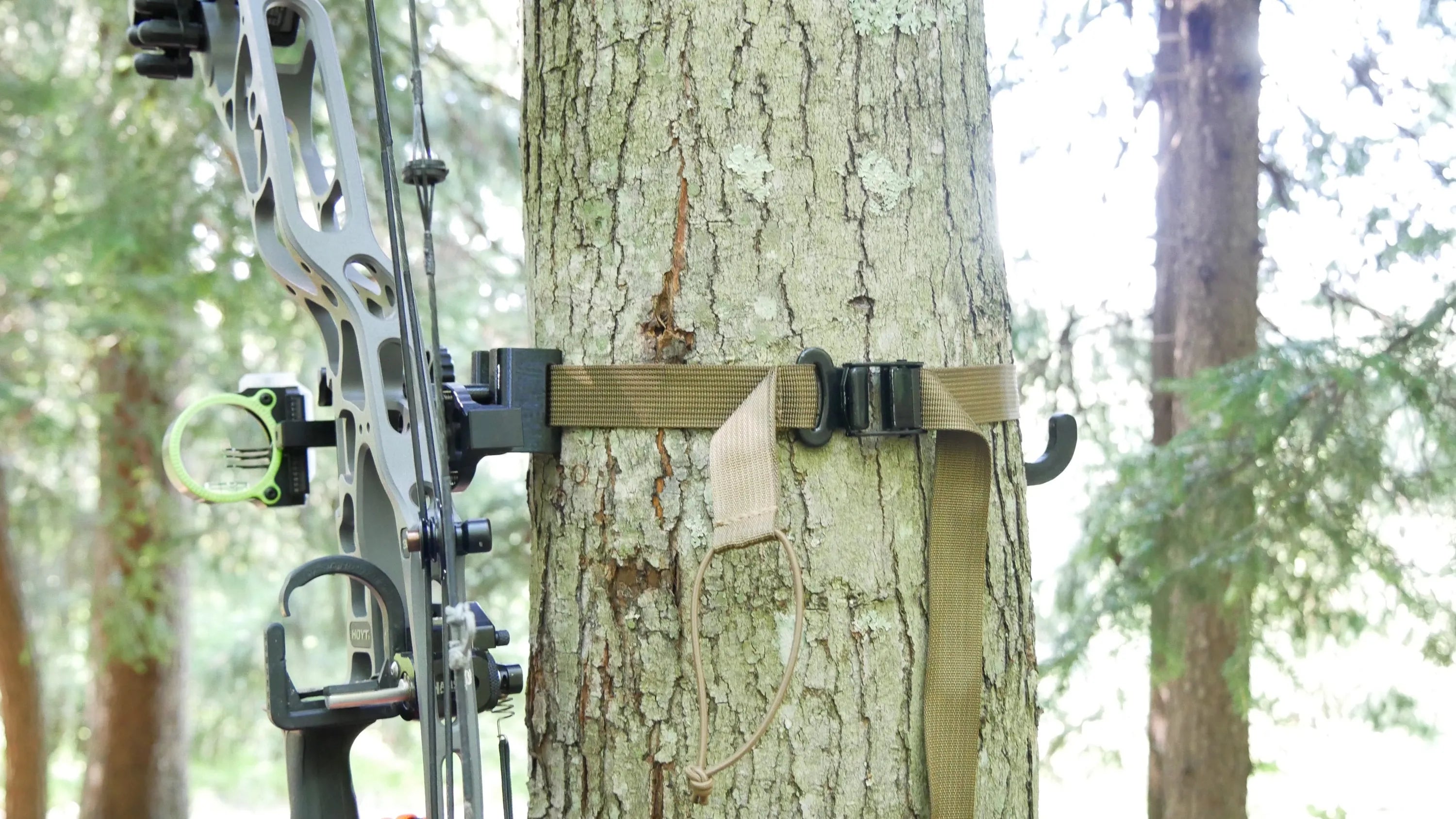 The Micro Minimalist Bow Hanger