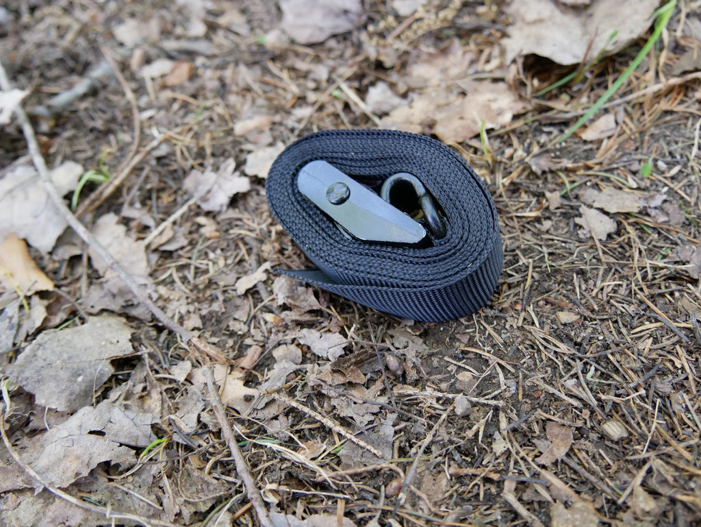 The Pocket Dewclaw Hanger